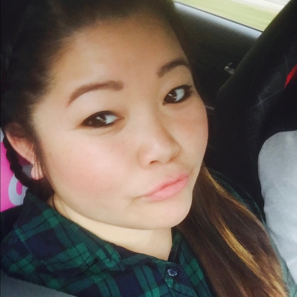 Profile Picture of Bina Lama (@binalama47) on Poshmark