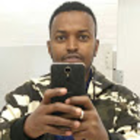 Profile Picture of Abdi aziz Dahir (@niiniilecdmm) on Poshmark