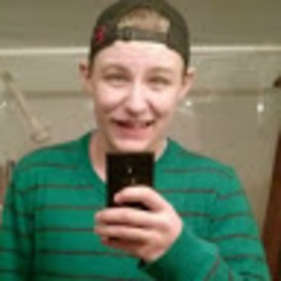 Profile Picture of Shawn Thompson (@shawnt488) on Poshmark