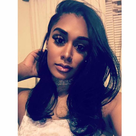 Profile Picture of Cherielle Gangadeen (@cheris0wavy) on Poshmark