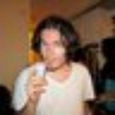 Profile Picture of Audrey Benoit Morel (@CrazyPol40) on Twitter