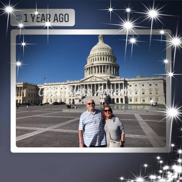 Profile Picture of Lois Scott (@riverwalkhouse) on Poshmark