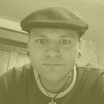 Profile Picture of Jonathan Reynard (@mage_vii) on Twitter