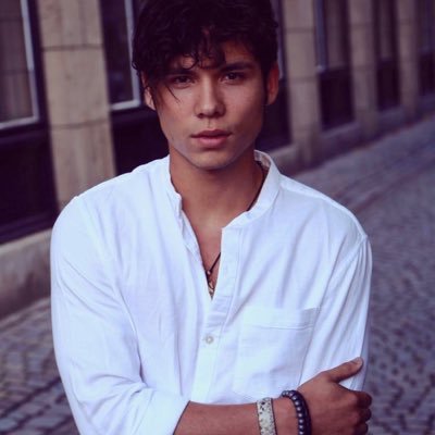 Profile Picture of Mark Hoffmann (@markho_official) on Twitter