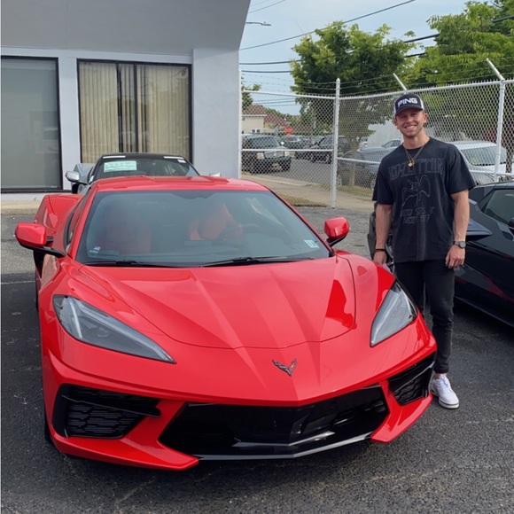 Profile Picture of Andrew Conover (@andrewconover) on Poshmark