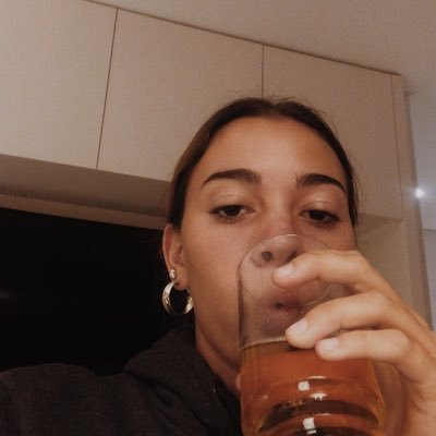Profile Picture of Maria Auge (@meriauge) on Twitter