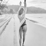 Profile Picture of Rebecca (@elucidyogi) on Instagram