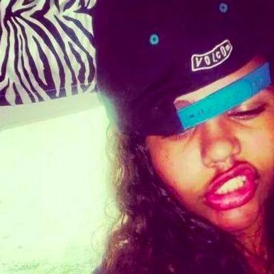 Profile Picture of Piper Kent (@__Mixed_Girl27) on Twitter