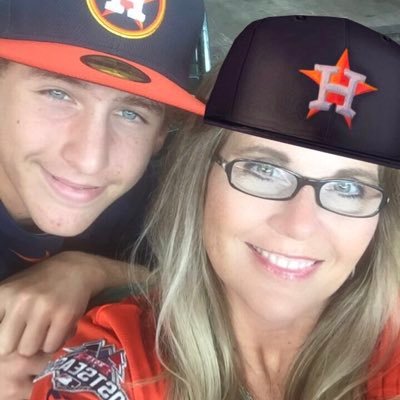 Profile Picture of Kim Farnsworth (@kaf5150) on Twitter