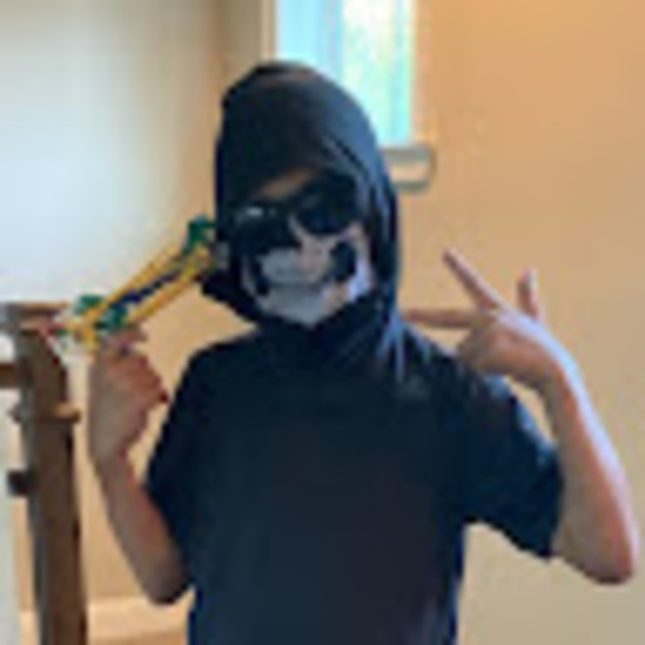 Profile Picture of Cptmurdere Walkowiak (@cptmurdere) on Poshmark