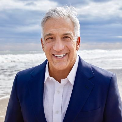 Profile Picture of Dr. Gerry Curatola (@@DrGerryCuratola) on Twitter