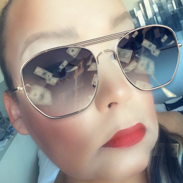 Profile Picture of LisaStreeter (@lisasovca1i) on Tiktok