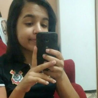 Profile Picture of Iris Leal (@irisleal39) on Twitter