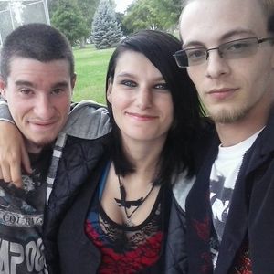 Profile Picture of Leeann Witt (@lilbladeykins) on Myspace