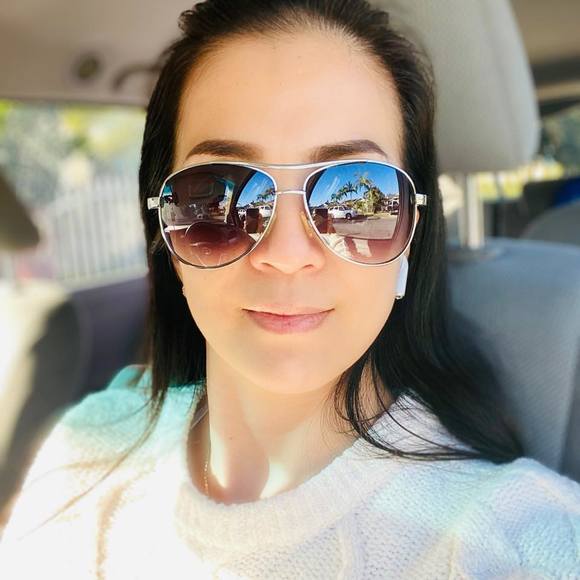 Profile Picture of Siengliep Eng (@siengliep) on Poshmark