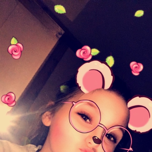 Profile Picture of Audrey Thomas (@audreyfaith6) on Poshmark