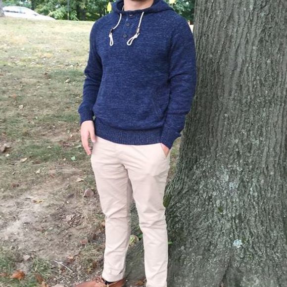 Profile Picture of Cyrus Daniel (@cyrustdaniel11) on Poshmark