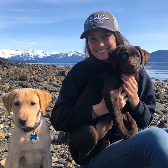 Profile Picture of Micki Minsch (@mickiminsch18) on Poshmark