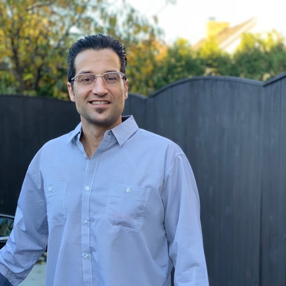 Profile Picture of Dean Stravato (@deanstravato) on Poshmark