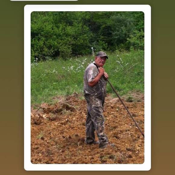 Profile Picture of David Wampler (@davidwampler) on Poshmark