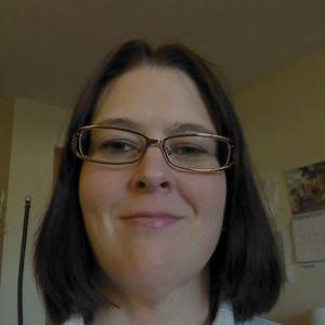 Profile Picture of Joyce Wheaton (@catgirl01286) on Twitter