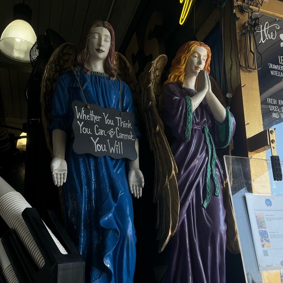 Profile Picture of Francesca Merida (@trdqz5) on Poshmark