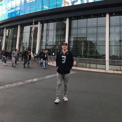 Profile Picture of Tom Reeve (@ReeveTom) on Twitter