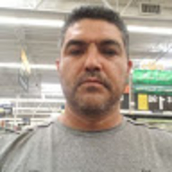 Profile Picture of Carlos Acero guardado (@acero97869) on Poshmark