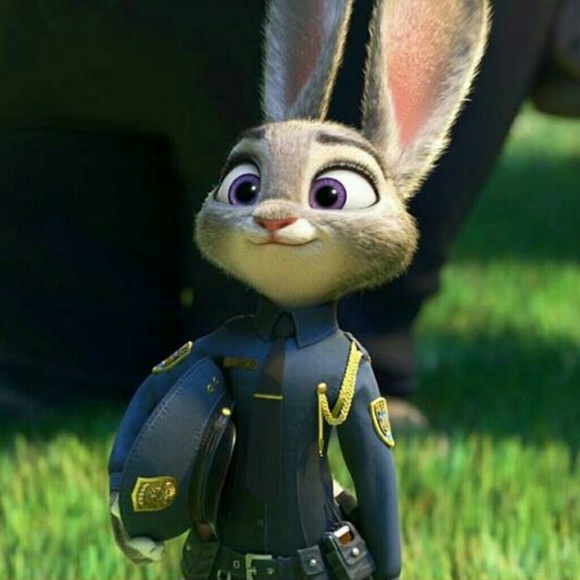 Casseus Donai - Poshmark Profile Picture of Casseus Donai (@danounouc) on Poshmark