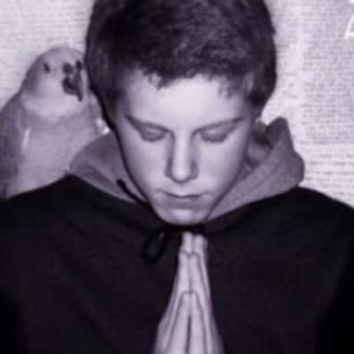 Profile Picture of Herbert Reyes (@reyesvkn) on Twitter