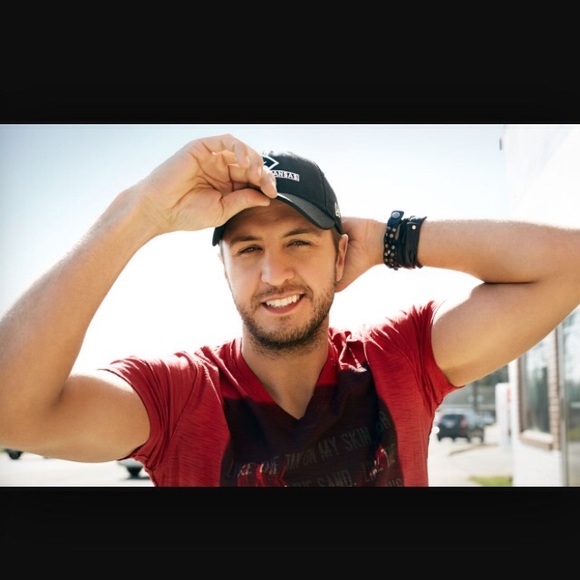 Profile Picture of K Campbell (@k_campbell1) on Poshmark