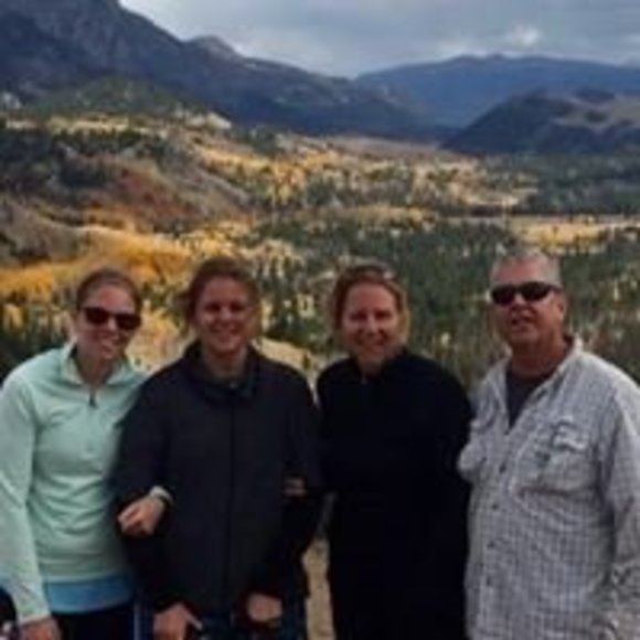 Profile Picture of Jamie Wacek (@jwacek) on Poshmark