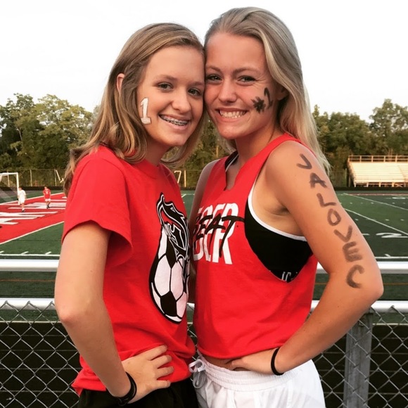 Profile Picture of Annabelle Jalovec (@annabelle_j) on Poshmark