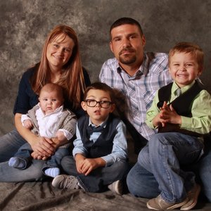 Profile Picture of Teri M (@teriunderground) on Myspace