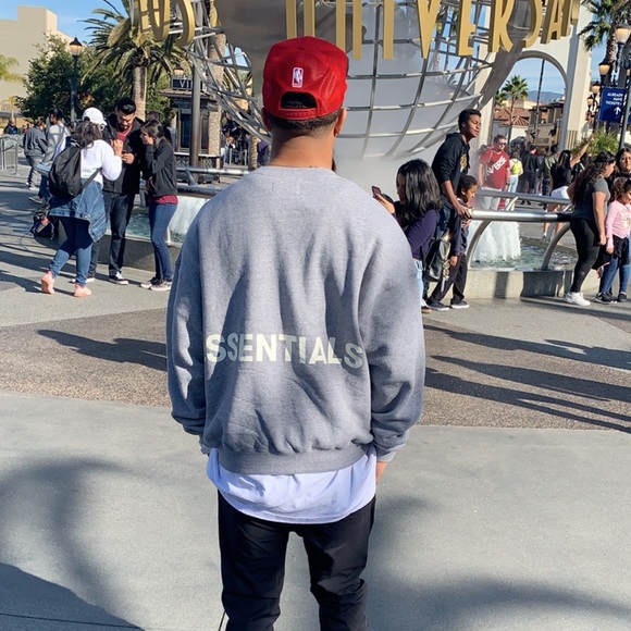 Profile Picture of Aaron Kinking (@aaronking87) on Poshmark