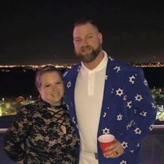 Profile Picture of Adam Zionts (@ziontszoo) on Tiktok