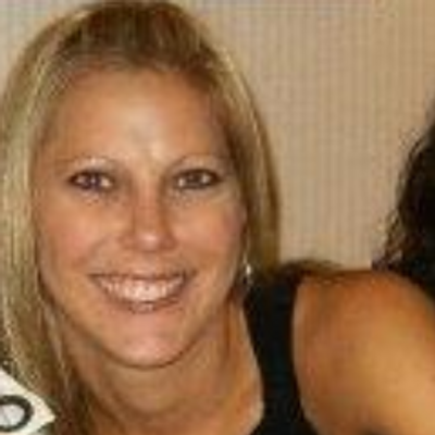 Profile Picture of Heather Heinze Gray (@heathergray1177) on Twitter
