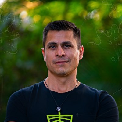 Profile Picture of Tim Sperry (@TimSperrySA) on Twitter