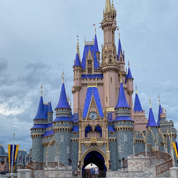 Profile Picture of Matthew Cutter (@mcutter10) on Poshmark