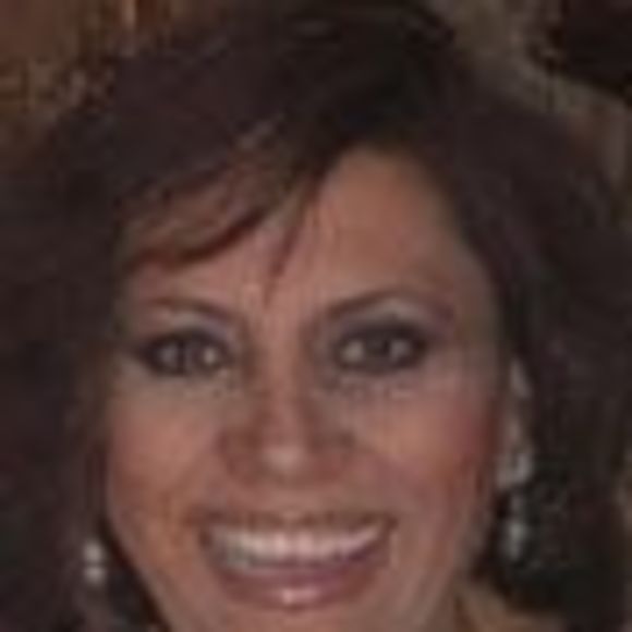 Profile Picture of Mahasti Noor (@mahastinoor) on Poshmark