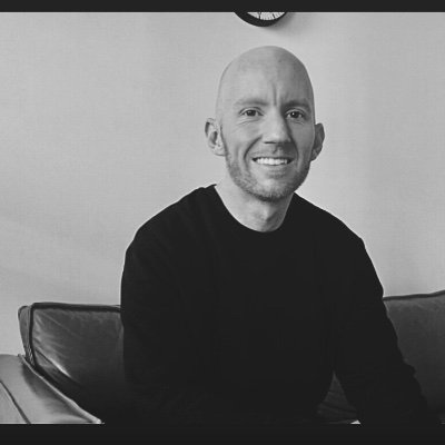 Profile Picture of Jeff Dove (@machinadove) on Twitter