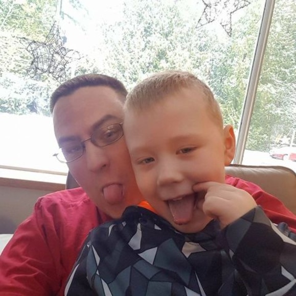 Brad Bader - Poshmark Profile Picture of Brad Bader (@bradbader11) on Poshmark