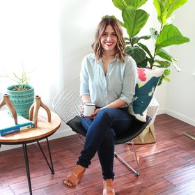 Profile Picture of Casey Bovee | Be Home Soon (@caseybovee) on Pinterest