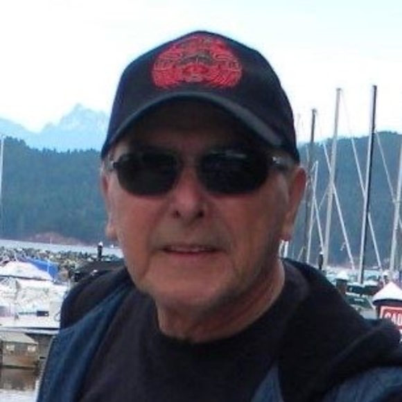 Profile Picture of Robert tubby Cole (@dadcoleis) on Poshmark