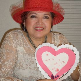 Profile Picture of Elizabeth Cerda (@tea4us2) on Pinterest