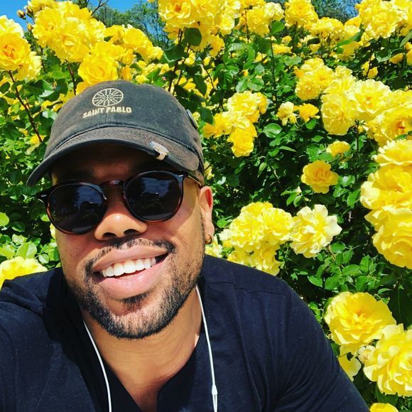 Profile Picture of Ripton Powell (@riptonpowell) on Poshmark