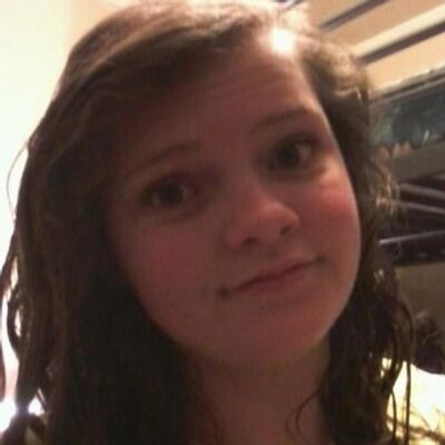Profile Picture of Sam Newcomb (@XglitterloverX) on Twitter