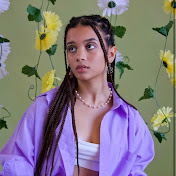 Profile Picture of Sophia Edross (@SophiaEdrossMusic) on Youtube