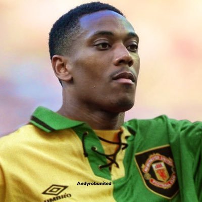 Profile Picture of . (@AndyRobUnited) on Twitter