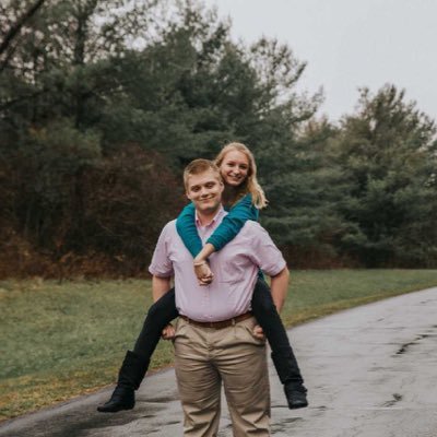 Profile Picture of Anna S (@anna_strobl24) on Twitter